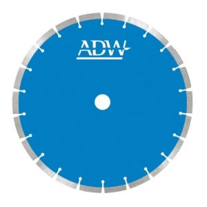 Deimantiniai pjovimo diskai bendram naudojimui